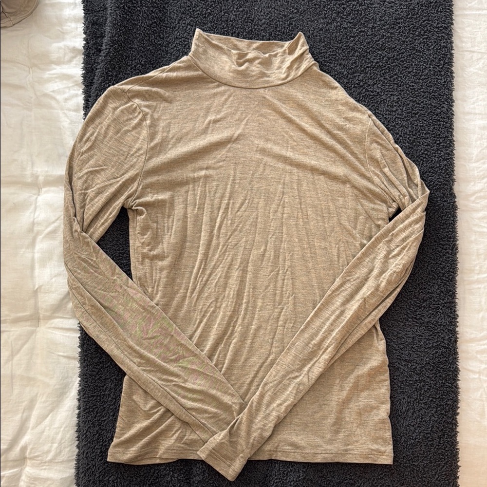 NEW WITH TAGS Women's Tan Long Sleeve Top